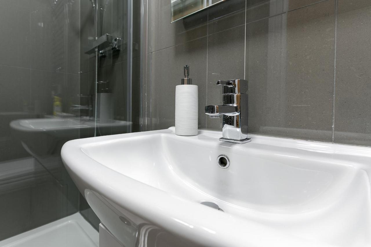 Kvm - City Apartment 9 - Contractors - Town Centre By Kvm Stays Peterborough Ngoại thất bức ảnh