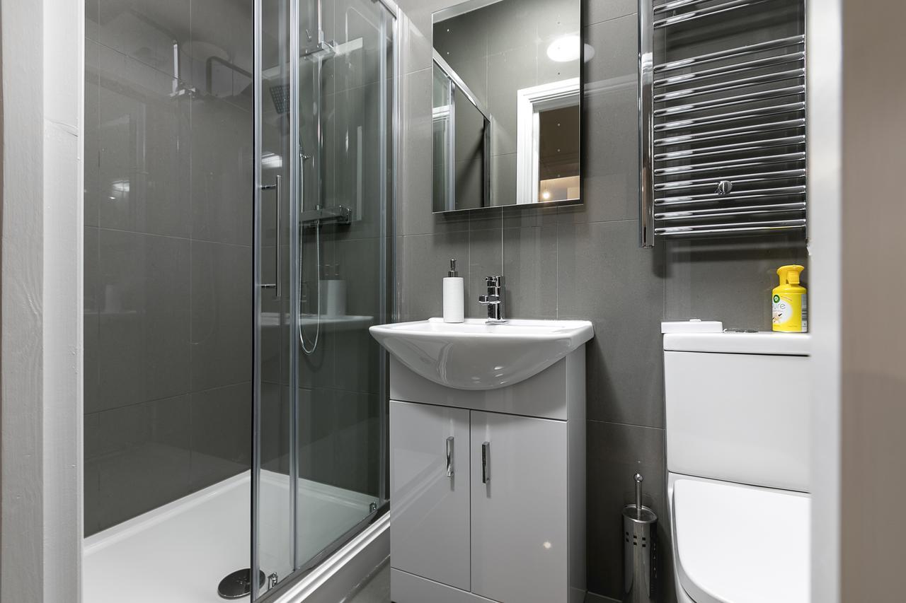 Kvm - City Apartment 9 - Contractors - Town Centre By Kvm Stays Peterborough Ngoại thất bức ảnh